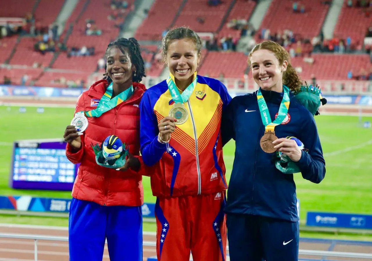 Venezolana Joselyn Brea conquista el oro de los 1.500 metros planos