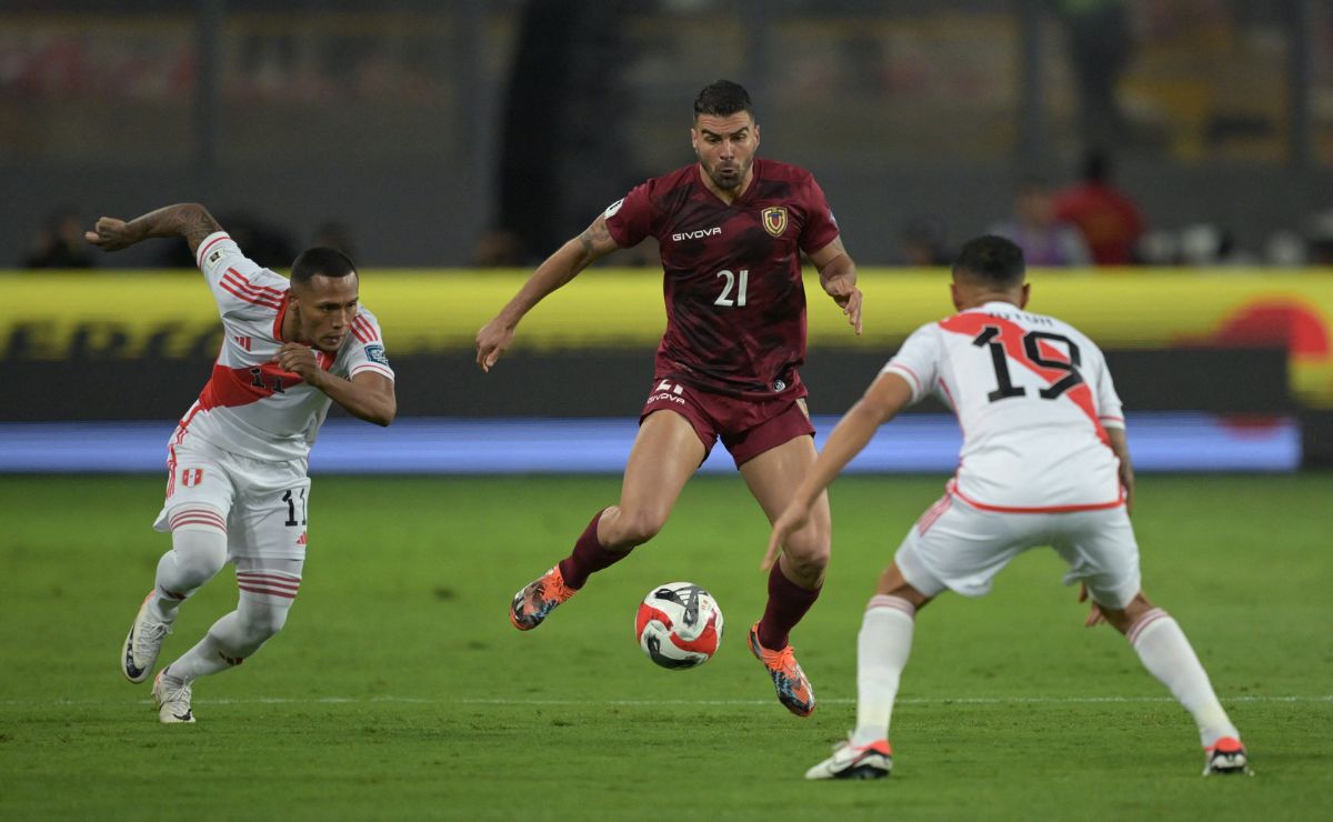 La Vinotinto está varada en Lima