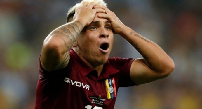 Yeferson Soteldo genera preocupación al sufrir una lesión