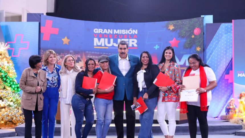 maduro impulsa el emprendimiento femenino con la entrega de 500 creditos de credimujer laverdaddemonagas.com la verdad de monagas 47