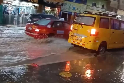 Más de 100 damnificados por intensas lluvias en Perú