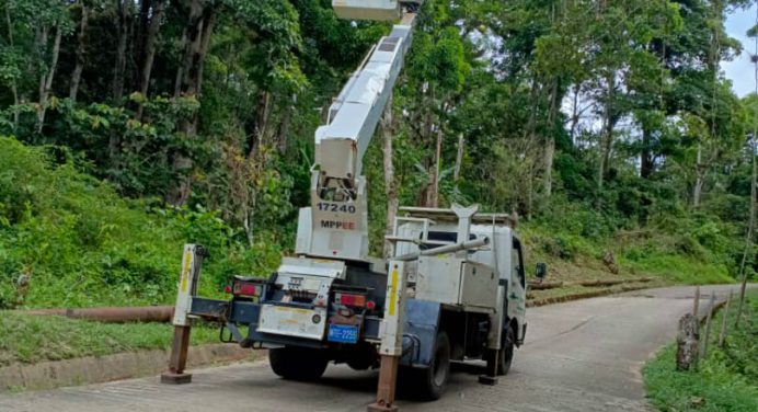 Mejoran sistema eléctrico en el municipio Caripe