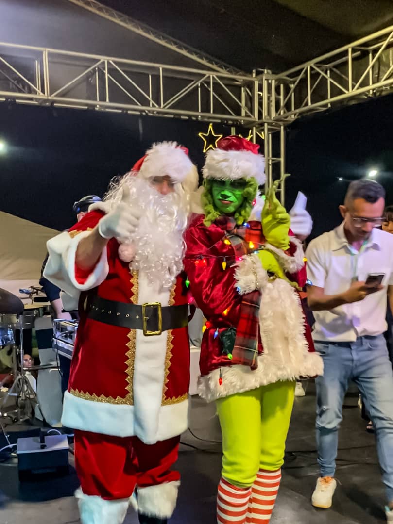 Multitudinario encendido de Navidad en el centro comercial Servimas 4 multitudinario encendido de navidad en el centro comercial servimas laverdaddemonagas.com servimas 4