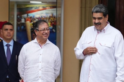 Petro se reunirá con Nicolás Maduro