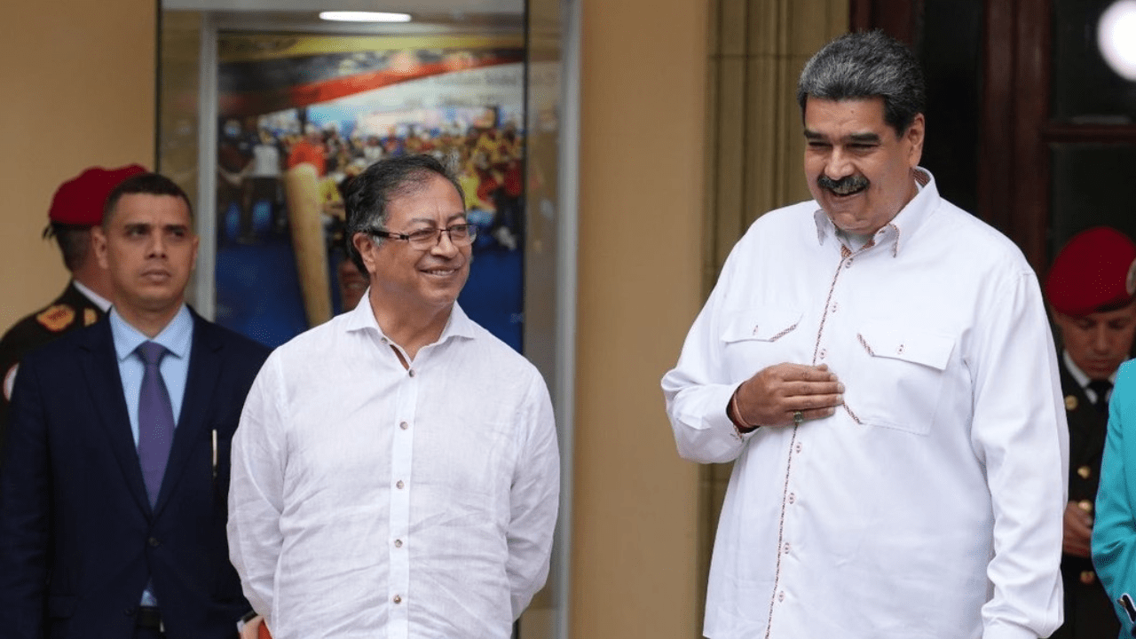 Petro se reunirá con Nicolás Maduro