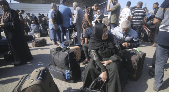 Sólo 72 horas tienen los refugiados de Gaza para dejar Egipto