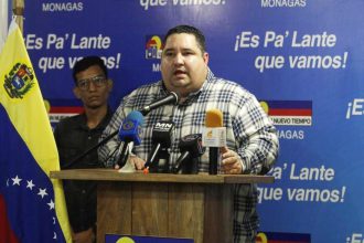 Ángel Aristimuño critica despilfarro en fiestas