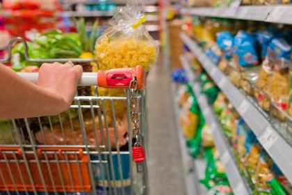 Precios de Canasta alimentaria registra aumento de 5,7%