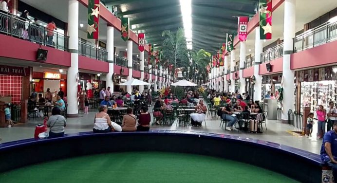 Centros comerciales en Maturín reportaron 70% de afluencia