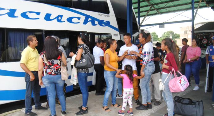 Cerca de 2 mil pasajeros se movilizan a diario por el terminal de Punta de Mata