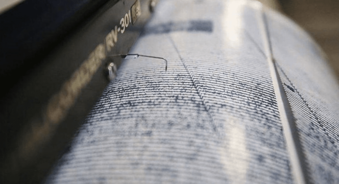 Derrumbes en Arequipa, Perú tras sismo de magnitud 6