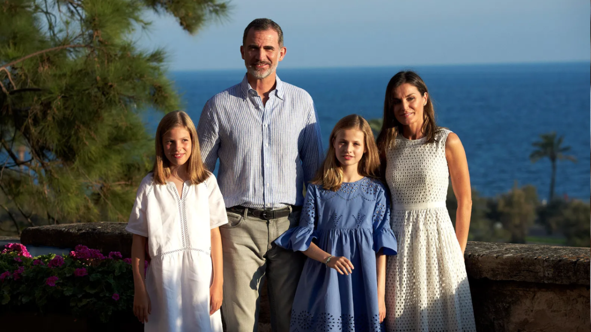 Exigen pruebas de ADN de las hijas de la Reina Letizia