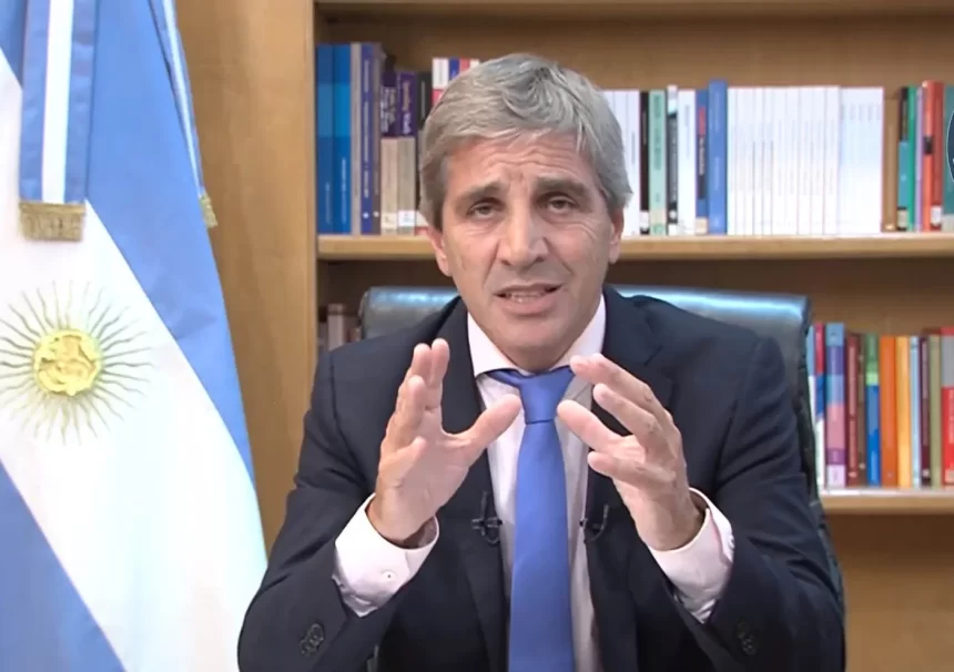 Javier Milei anunció el "paquete motosierra" para salvar la economía