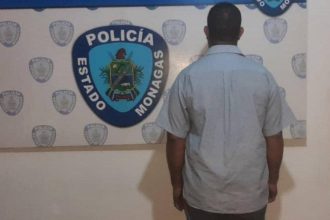 Detenido por agredir a una mujer