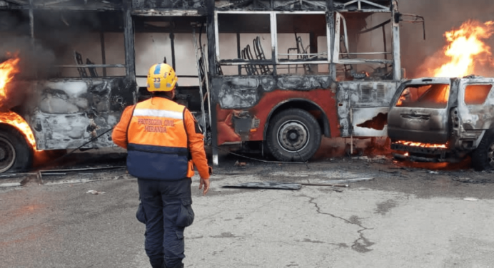 Listado de fallecidos en el trágico accidente de la Caracas-Guarenas