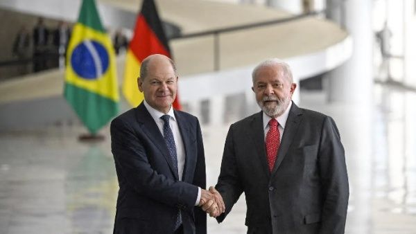 Lula cumple intensa agenda en Alemania