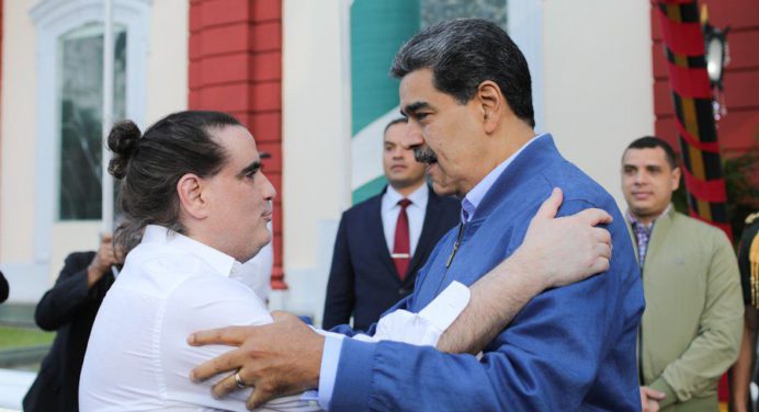 Presidente Nicolás Maduro recibe a Alex Saab en el Palacio de Miraflores. Cadena nacional