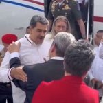 Presidente Nicolás Maduro arriba a San Vicente y las Granadinas para reunión sobre el Esequibo