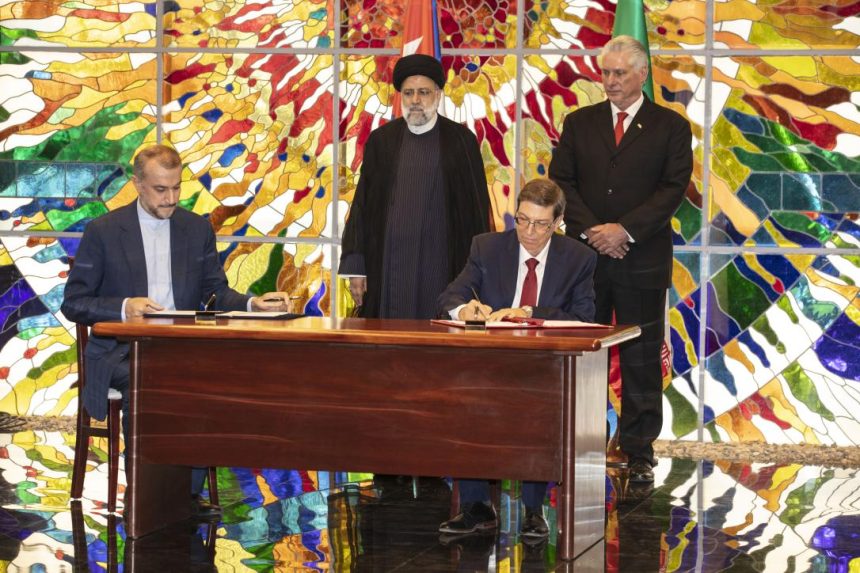 Presidentes de Irán y Cuban firman nuevos acuerdos bilaterales