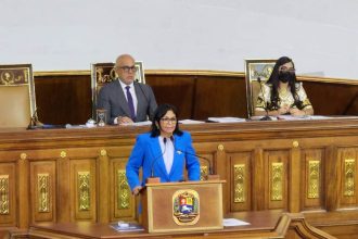 Delcy Rodríguez presenta Ley de Presupuesto 2024 ante la AN