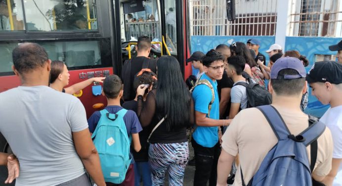 Transmonagas habilita ruta navideña hacia Caracas desde Maturín y Punta de Mata