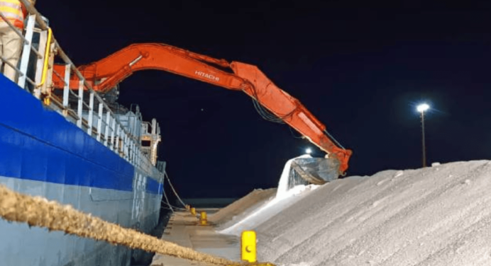 Venezuela fortalecerá su relación comercial con Trinidad y Tobago al exportar más de 4.000 toneladas de sal