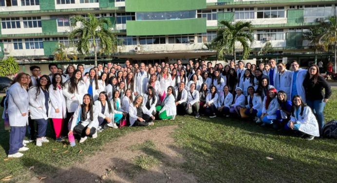 400 estudiantes de la UNERG refuerzan asistencia en 2 hospitales y 2 ambulatorios de Monagas