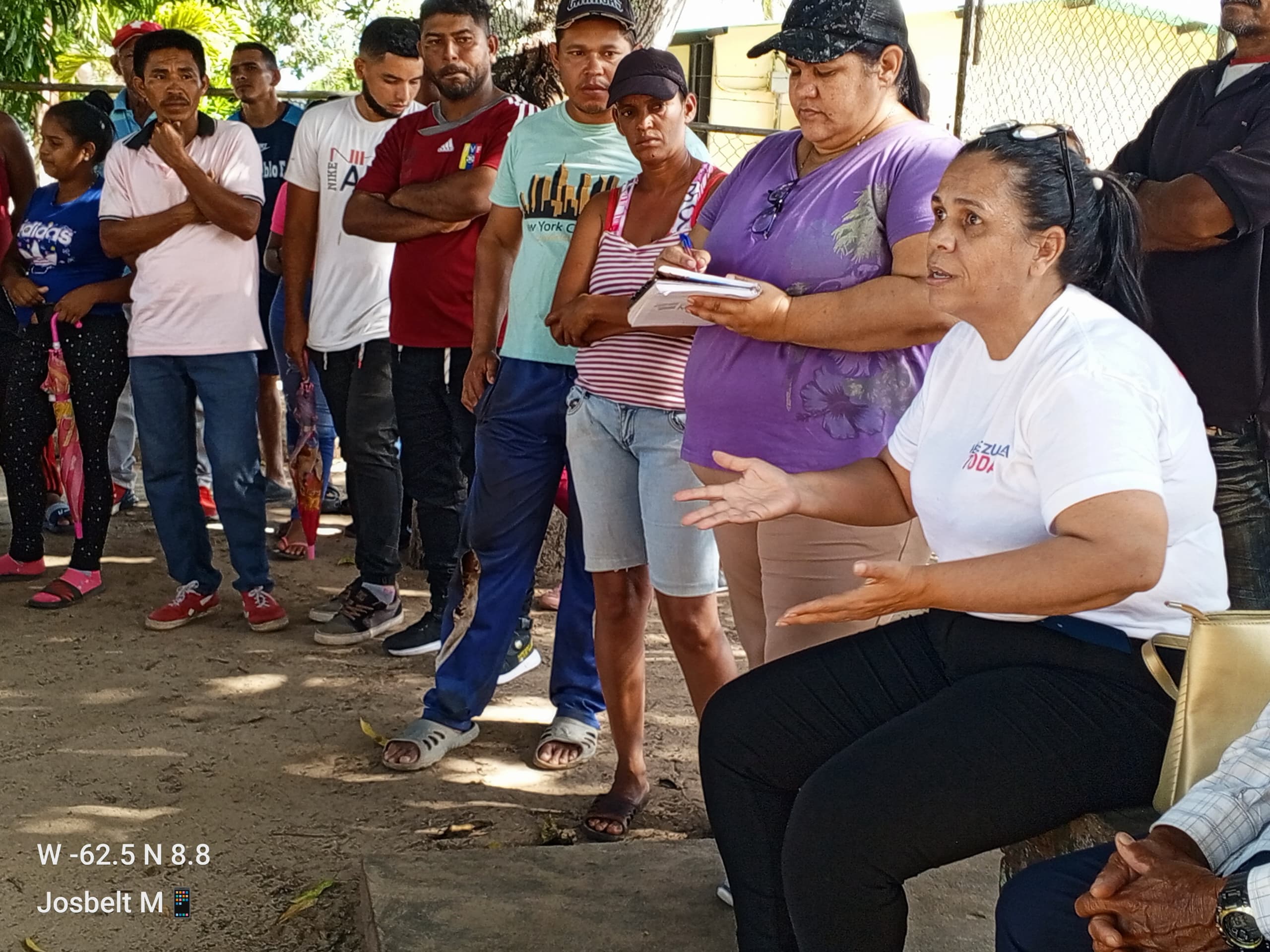 La Alcaldesa de Uracoa realiza Asamblea de ciudadanos en Paso Nuevo