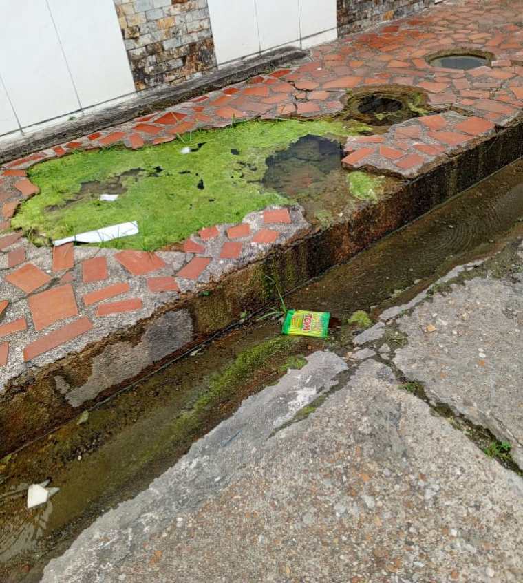 calles de maturin adornadas de huecos y basura laverdaddemonagas.com agua las avenidas