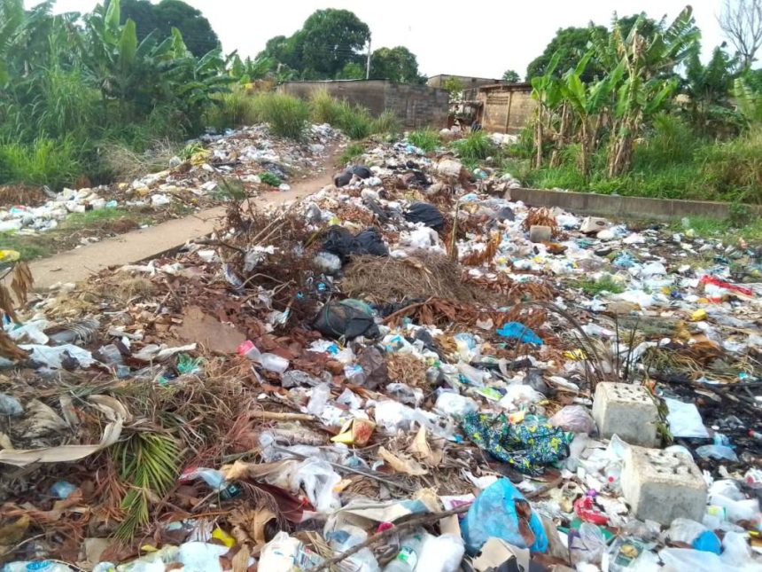 Descomunal el basurero en Paramaconi