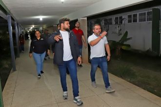 Gobernador de Monagas inspecciona el Hospital Dr. Manuel Núñez Tovar