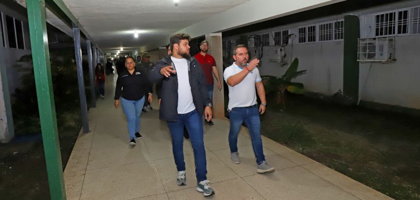 Gobernador de Monagas inspecciona el Hospital Dr. Manuel Núñez Tovar
