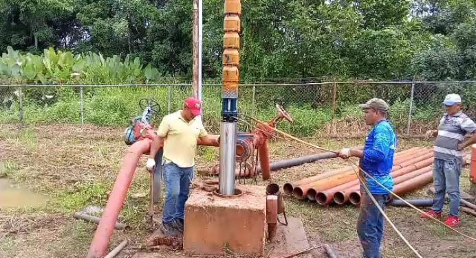 Instalan bomba de 100 hp para mejorar suministro de agua a más de 3 mil 700 familias en La Cruz