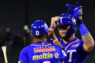 Los Tiburones de La Guaira arrancaron con el pie derecho la gran final