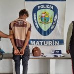 Funcionarios de Polimaturín capturan a adolescente que robaba teléfonos