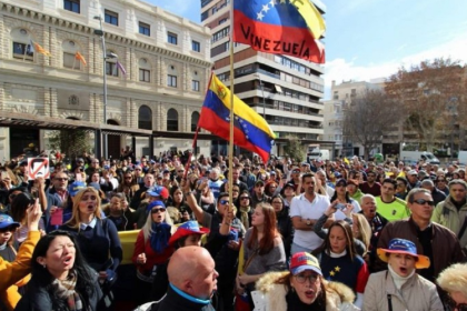 Venezolanos buscan asilo en España