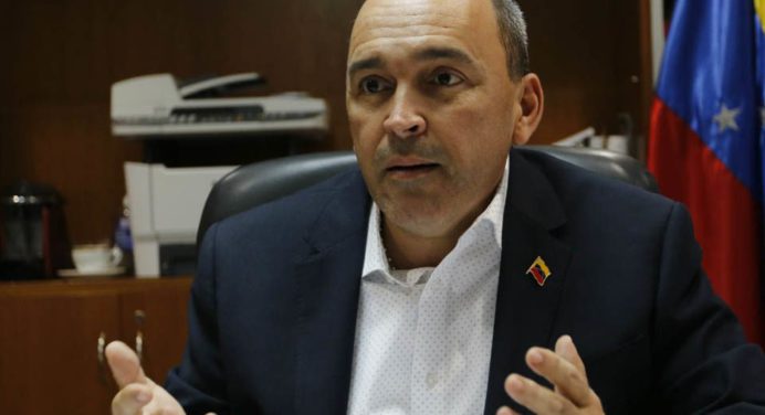 Ministro del Trabajo: Son 40 dólares indexados de Cestaticket si no deberá pagar retroactivo