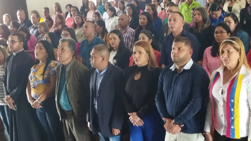 municipio acosta celebro con sus educadores laverdaddemonagas.com educadores2