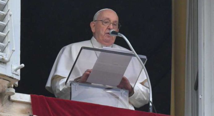 Papa pide cese de violencia tras secuestro de 6 religiosas en Haití