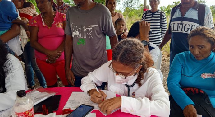 Se cumple megajornada médico asistencial en la comunidad indígena de Punta de Barquis