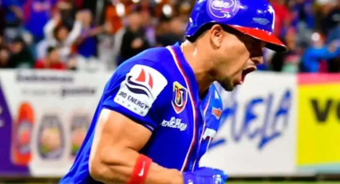 Tiburones apalearon a los Tigres y se escaparon al primer lugar