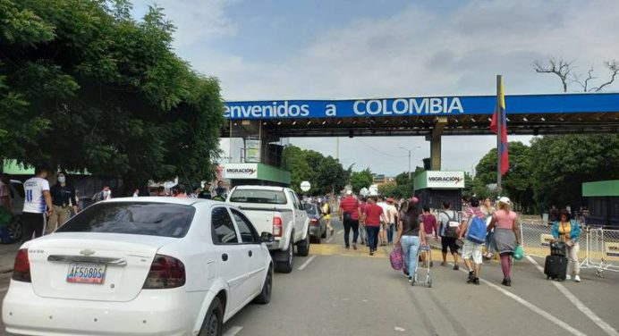 Vehículos venezolanos no pueden circular en el área metropolitana de Cúcuta