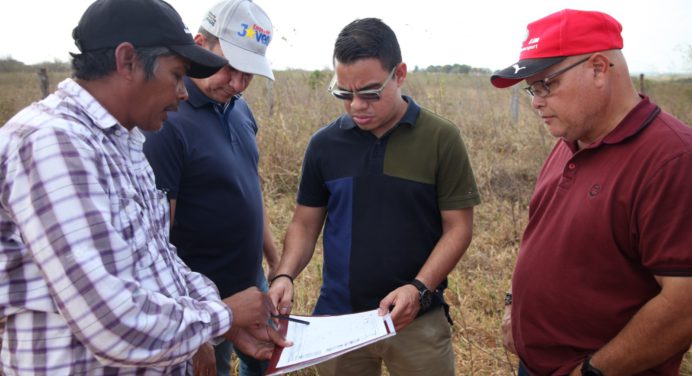 Alianza Gobernación y sector privado permite construcción de vías agrícolas