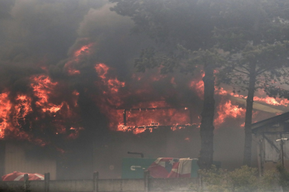 aumentan a 112 los fallecidos en los devastadores incendios de valparaiso en chile laverdaddemonagas.com image 1
