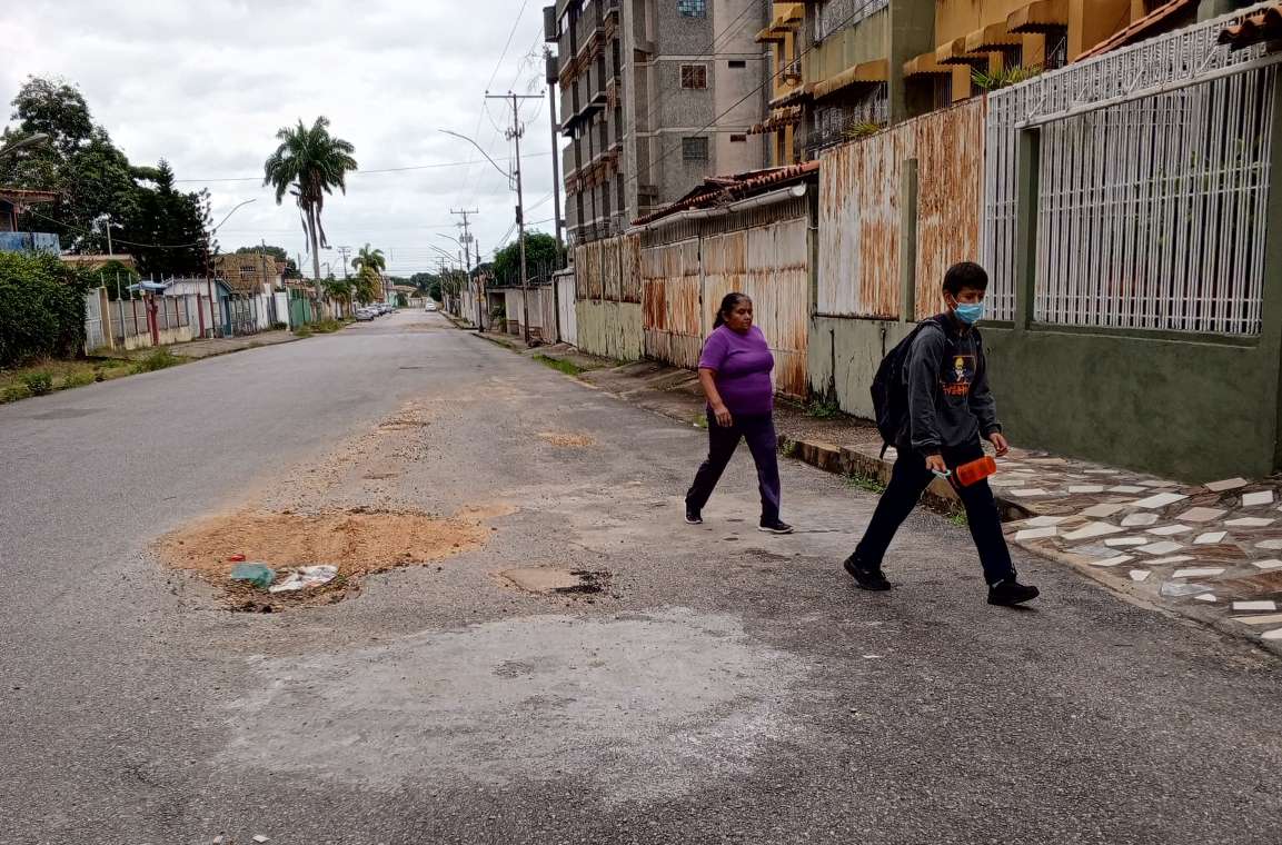 calle venezuela de juanico se hunde entre lagunas de aguas negras laverdaddemonagas.com calle venezuela juanico