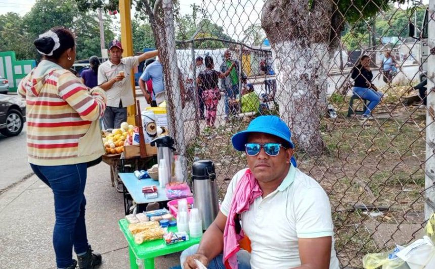 Vendedores fueron desalojados del Humnt