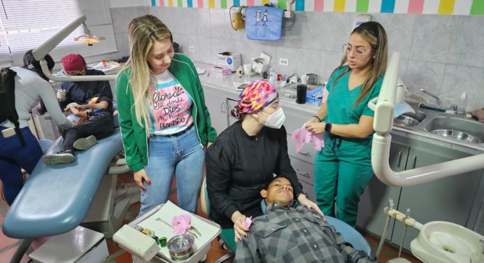 Estudiantes del Taller Laboral Gran Mariscal de Ayacucho recibieron atención odontológica