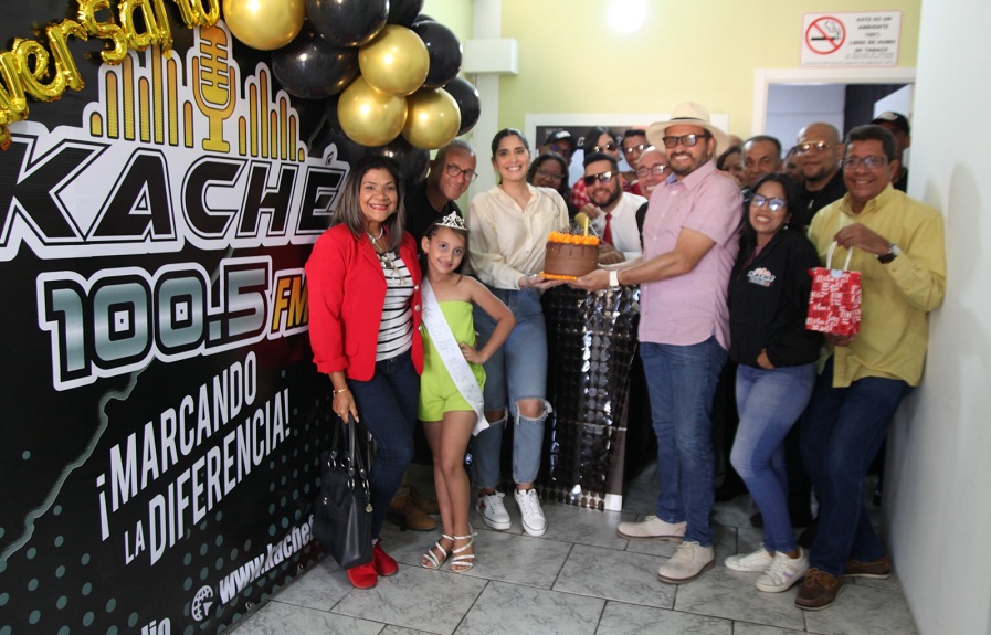 Kaché 100.5 FM celebra su primer aniversario