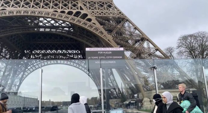 La huelga en la Torre Eiffel continúa en su quinto día