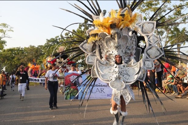 mas de 200 mil personas presenciaron el tercer desfile del carnaval de maturin laverdaddemonagas.com traje individual 6